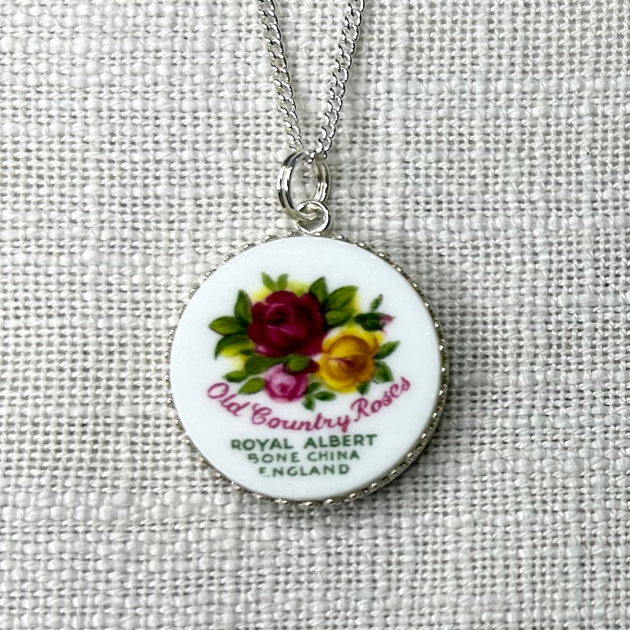 Sterling Silver 1962 Royal Albert ‘Old Country Roses’ Pendant Necklace