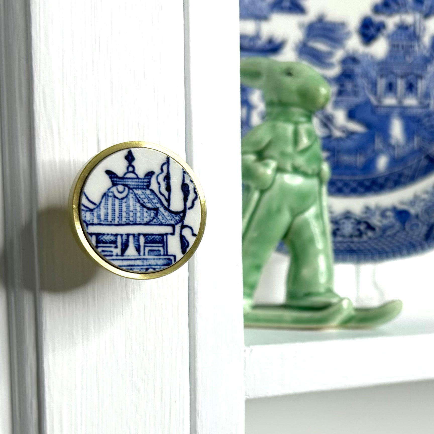 1970’s Churchill ‘Blue Willow’ Door Knob