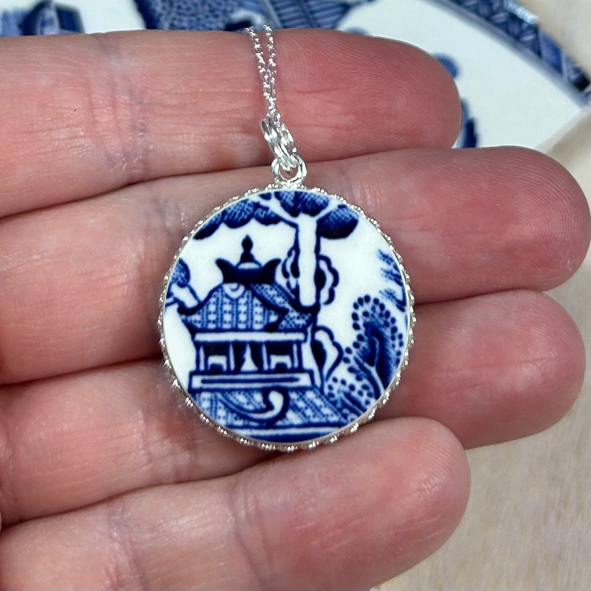 Sterling Silver 1960/70’s Churchill Blue Willow Pendant Necklace