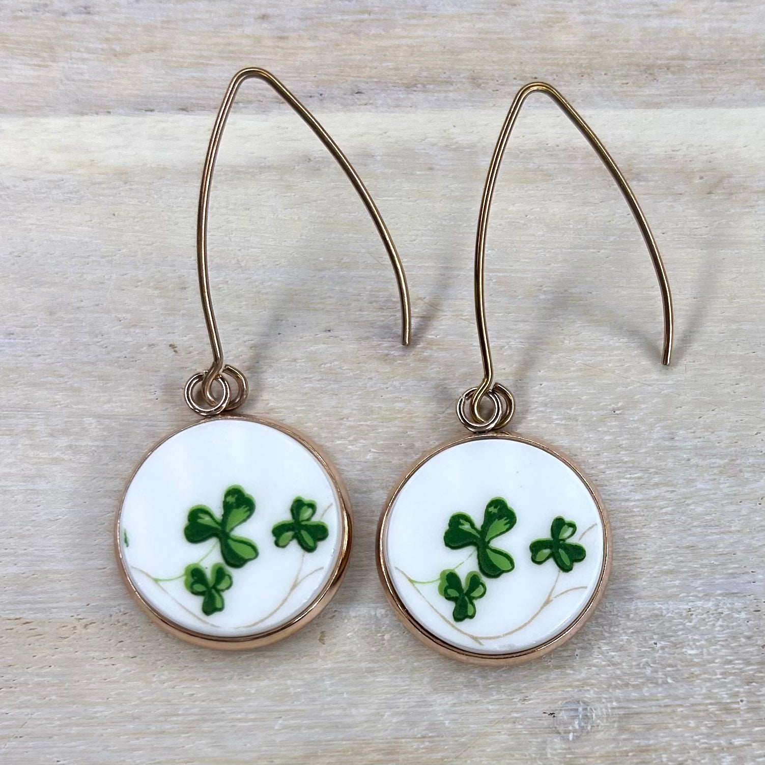 1980’s Elizabethan China Dangly Earrings Clover Shamrock RG