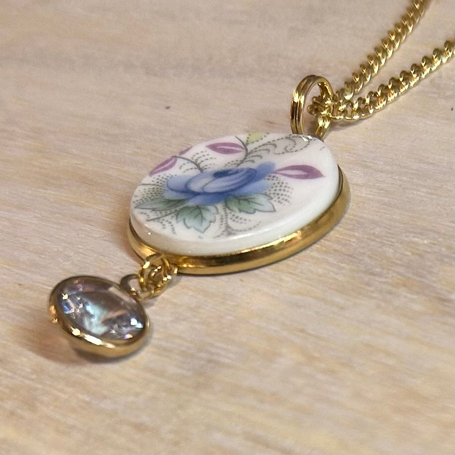 1989-98 Royal Albert ‘Blue Blossom’ Pendant Necklace Y