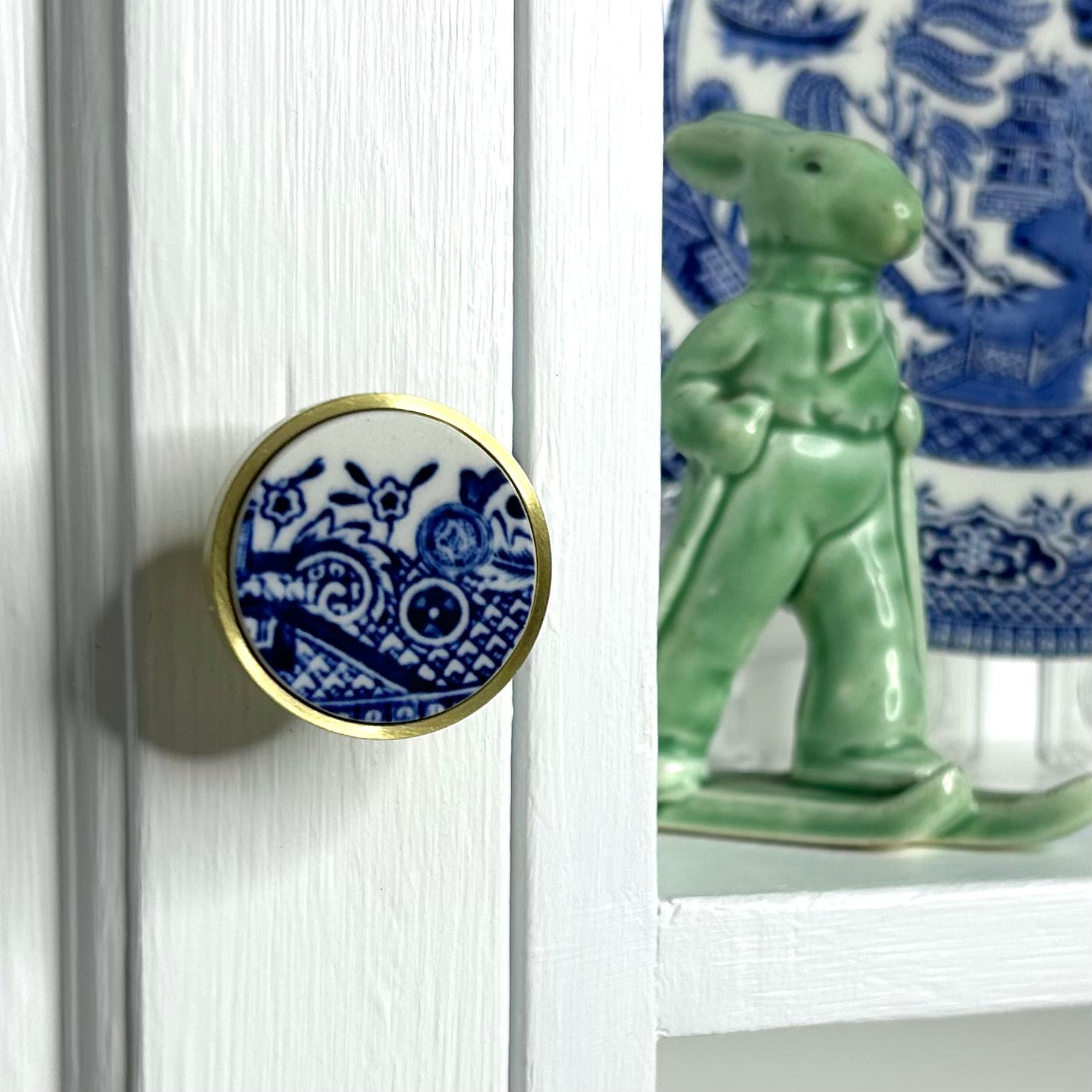 1970’s Churchill ‘Blue Willow’ Door Knob