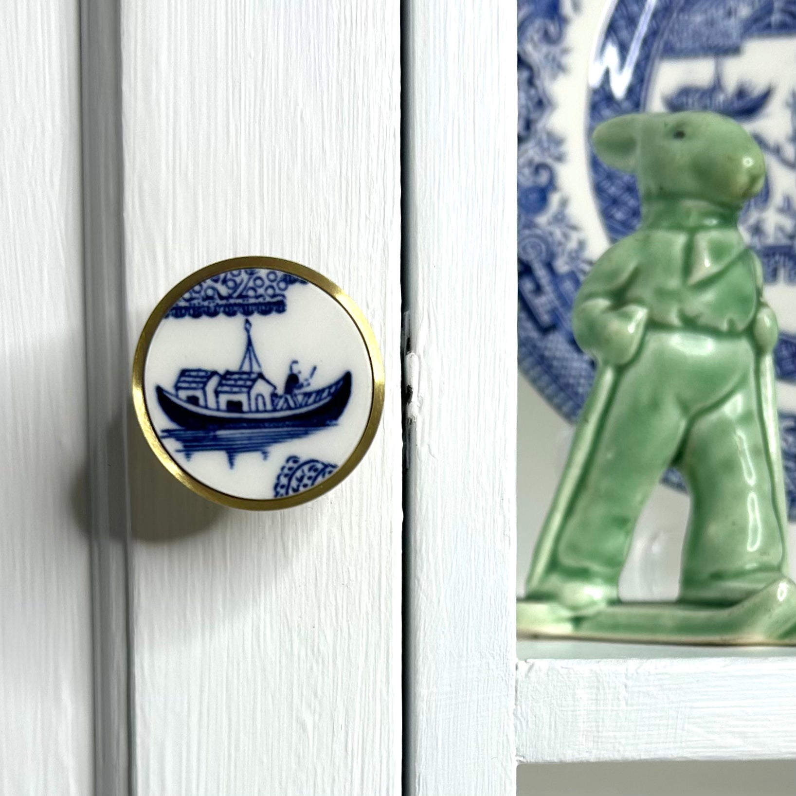 1970’s Churchill ‘Blue Willow’ Door Knob