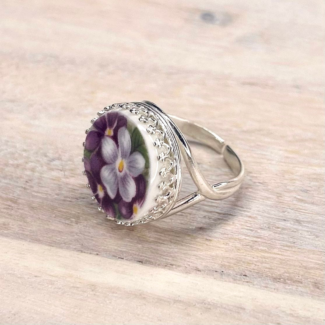 1966 Sterling Silver Royal Albert ‘Sweet Violets’ Ring