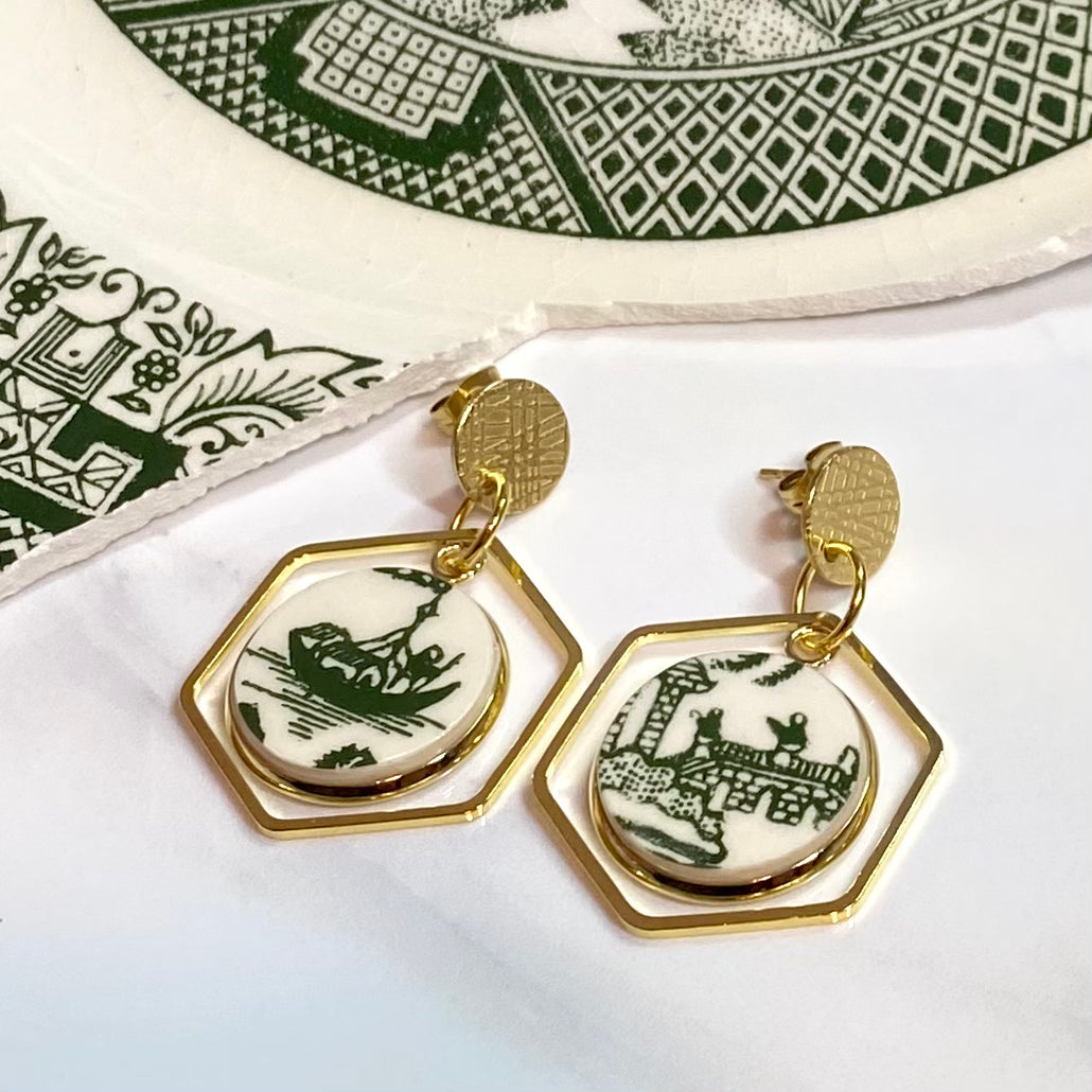 Green Willow Ware by Royal China Stud Dangly Earrings Y