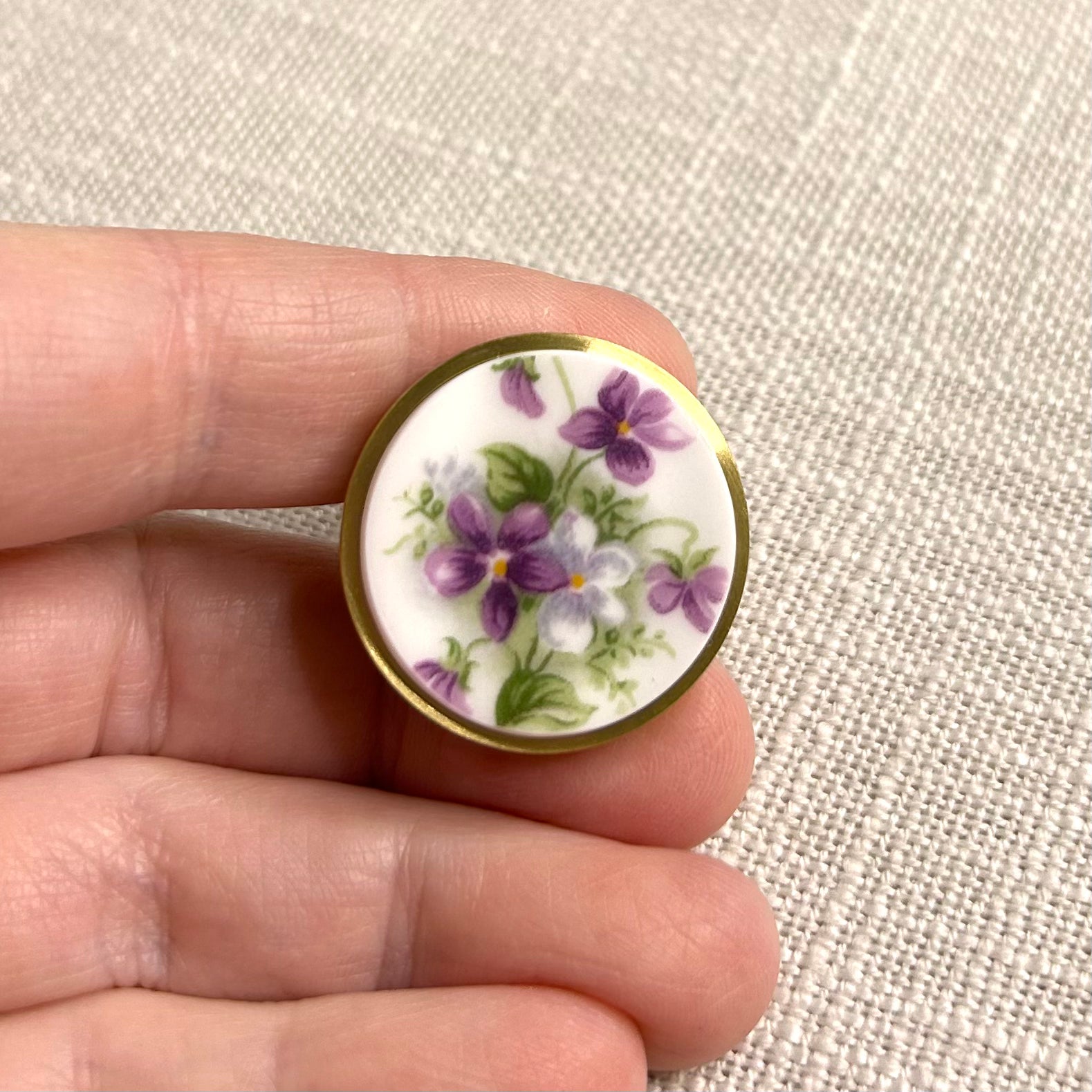 1966 Royal Albert ‘Sweet Violets’ Door Knob