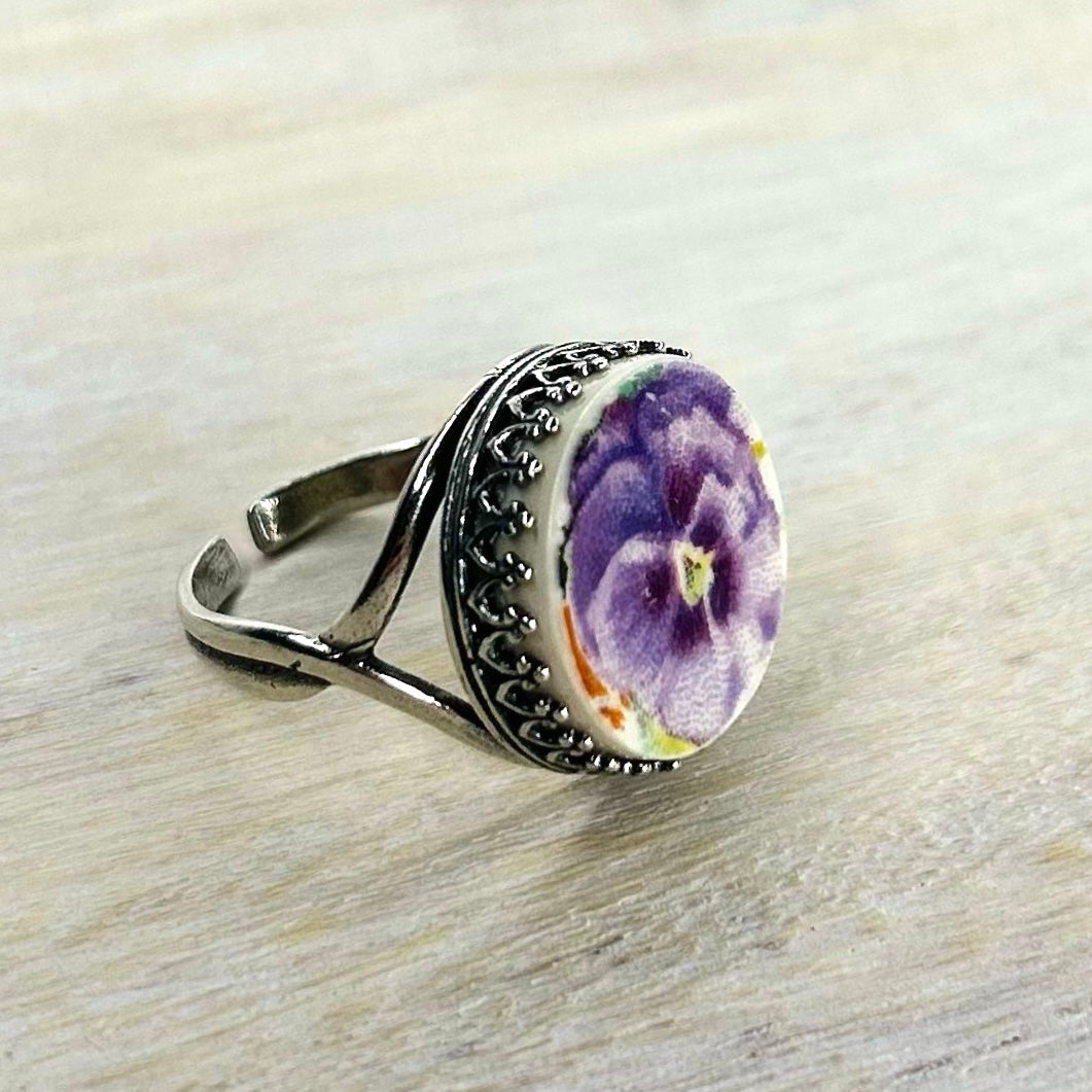 1937 Sterling Silver Royal Doulton ‘Wild Pansy’ Ring