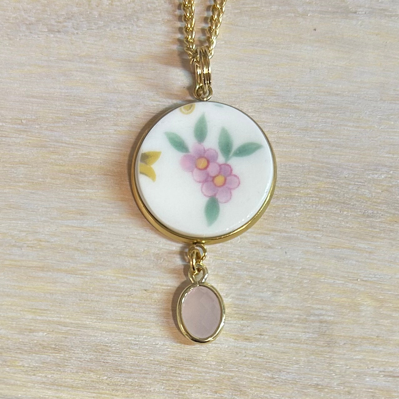 1975-95 Royal Albert ‘Serenity’ Pendant Necklace Y