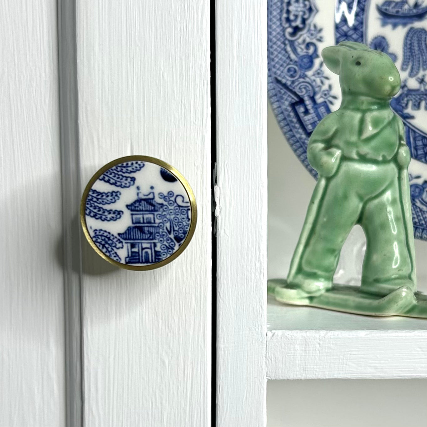 1970’s Churchill ‘Blue Willow’ Door Knob