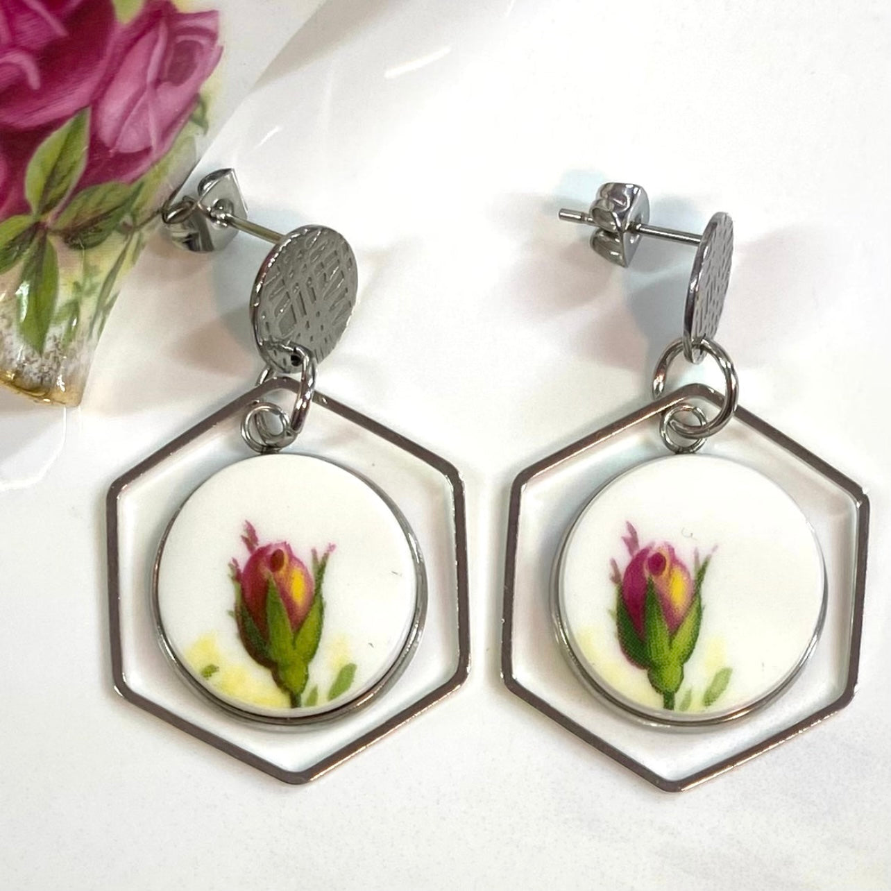 1962 Royal Albert ‘Old Country Roses’ Stud Dangly Earrings Silver