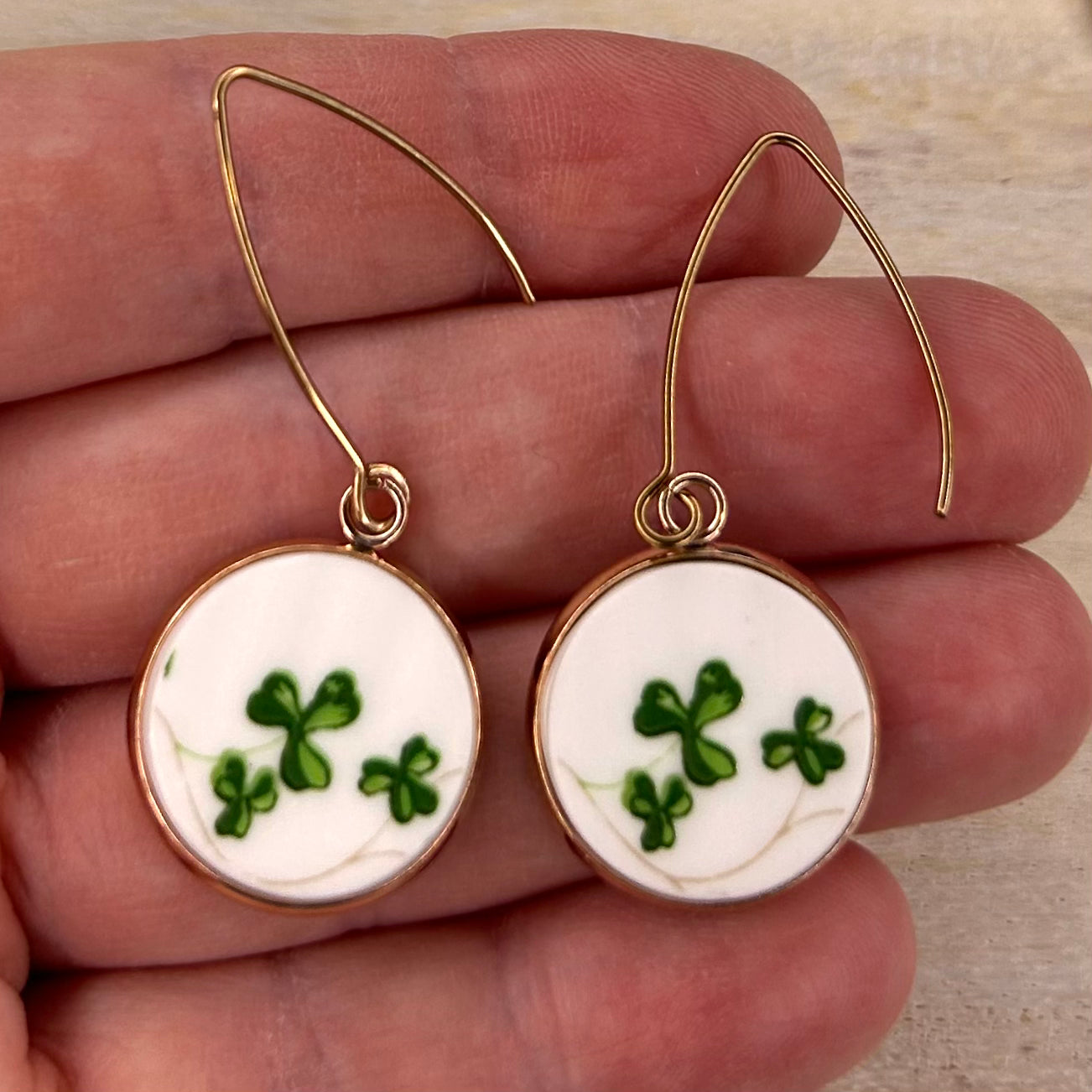 1980’s Elizabethan China Dangly Earrings Clover Shamrock RG