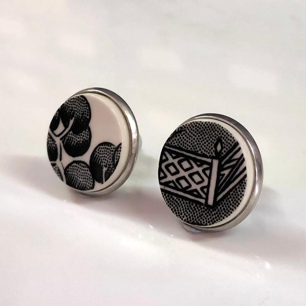 Midnight Willow Stud Earrings Silver